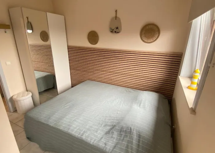 Leonardo Apartment *